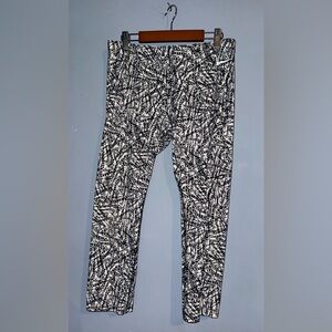 Nike Kids Black and White Patterned Leggings